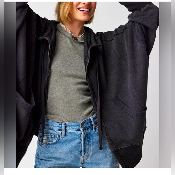 Free people We The Free Camden Hoodie. Washed black - Picture 2 of 4